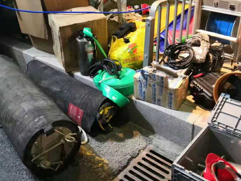天津瑞津专业疏通下水高压清洗管道清理化粪池抽粪